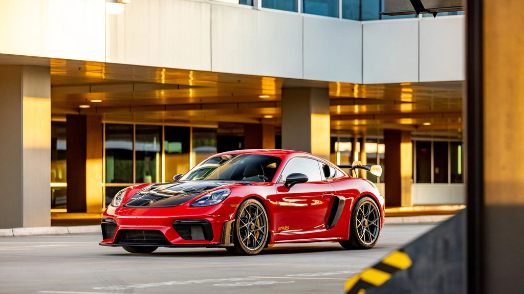 Porsche 718 Cayman GT4 RS