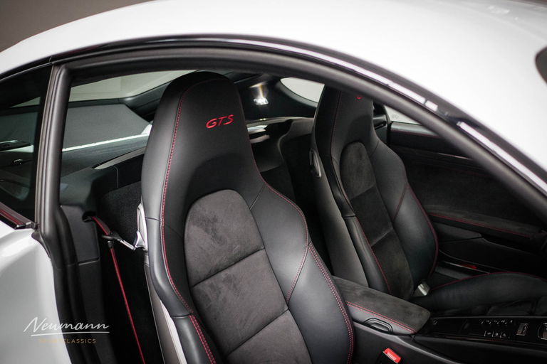 Porsche 981 Cayman GTS