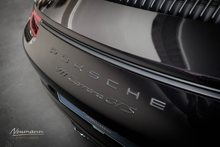 Porsche 991.2 Carrera GTS