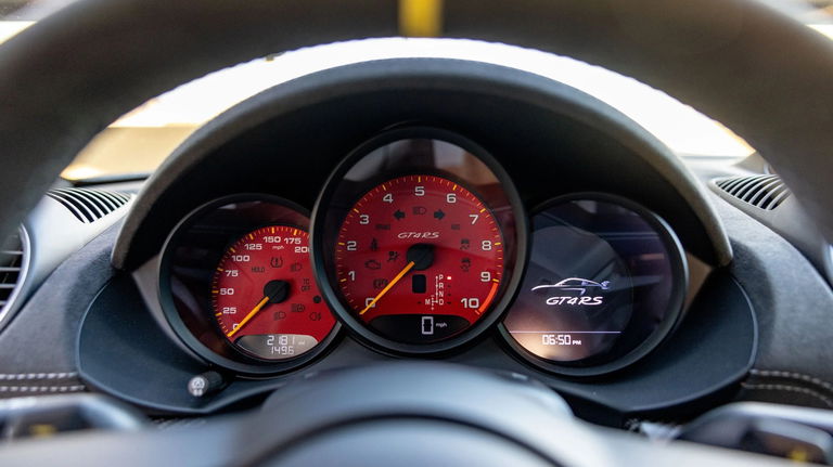 Porsche 718 Cayman GT4 RS