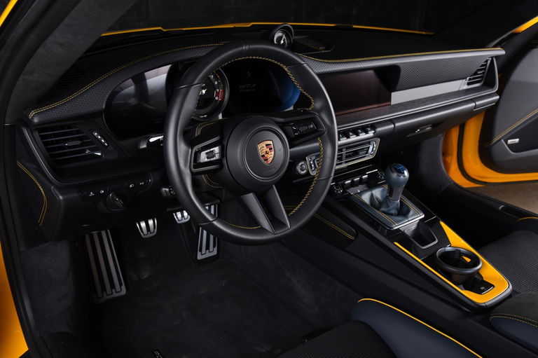 Porsche 992 GT3 Touring