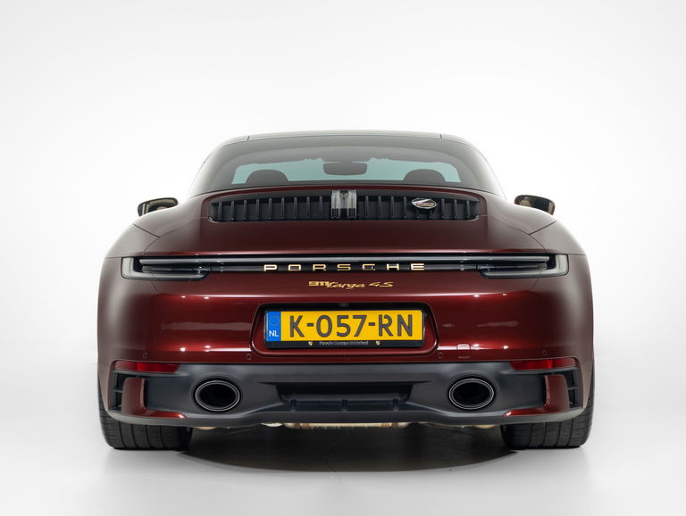 Porsche 992 Heritage Design Edition