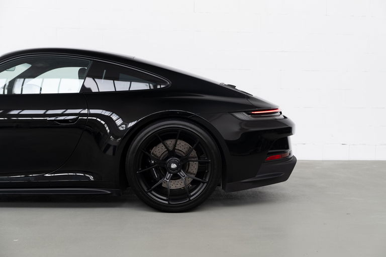 Porsche 992 GT3 Touring