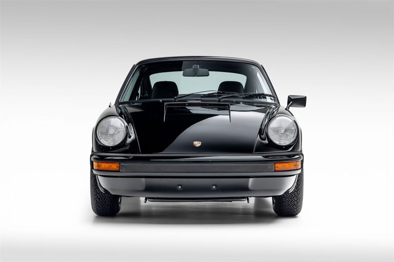 Porsche 911 Carrera (US)