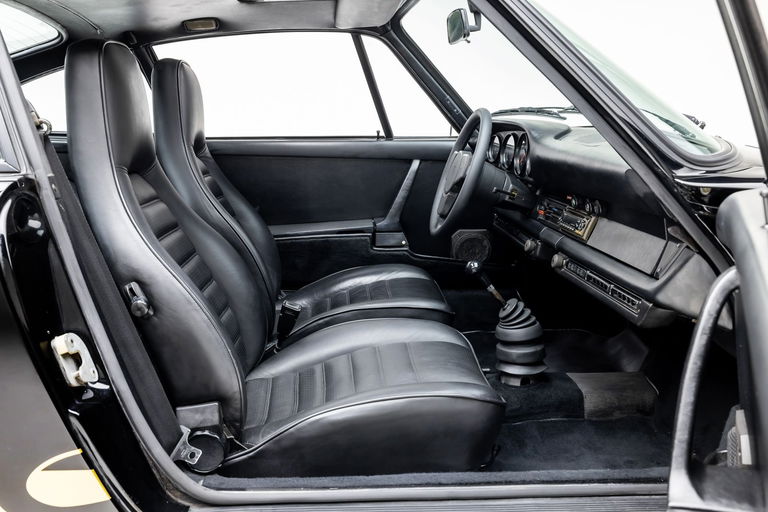 Porsche 911 Carrera (US)