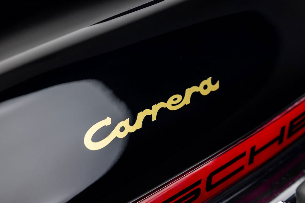 Porsche 911 Carrera (US)