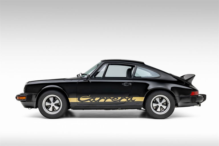 Porsche 911 Carrera (US)
