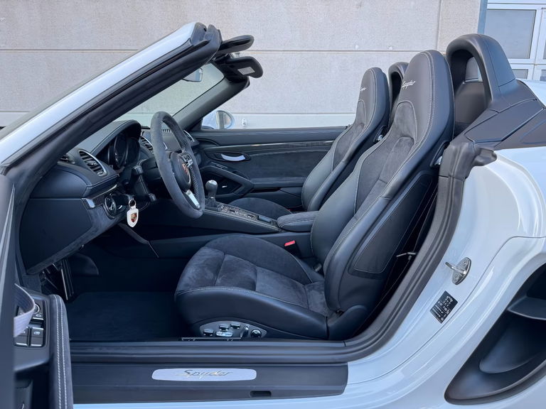 Porsche 718 Spyder