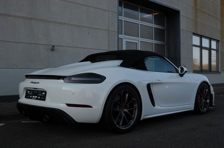 Porsche 718 Spyder