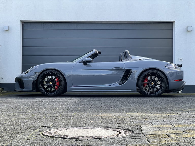Porsche 718 Spyder