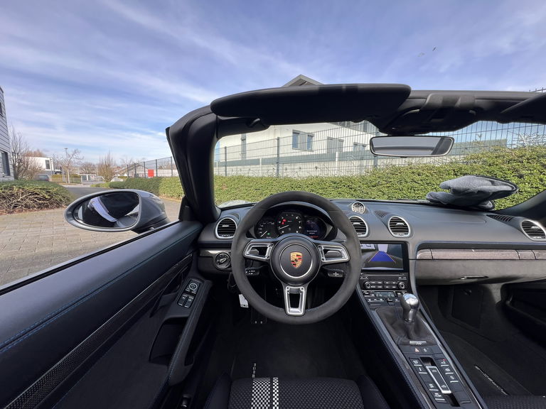 Porsche 718 Spyder