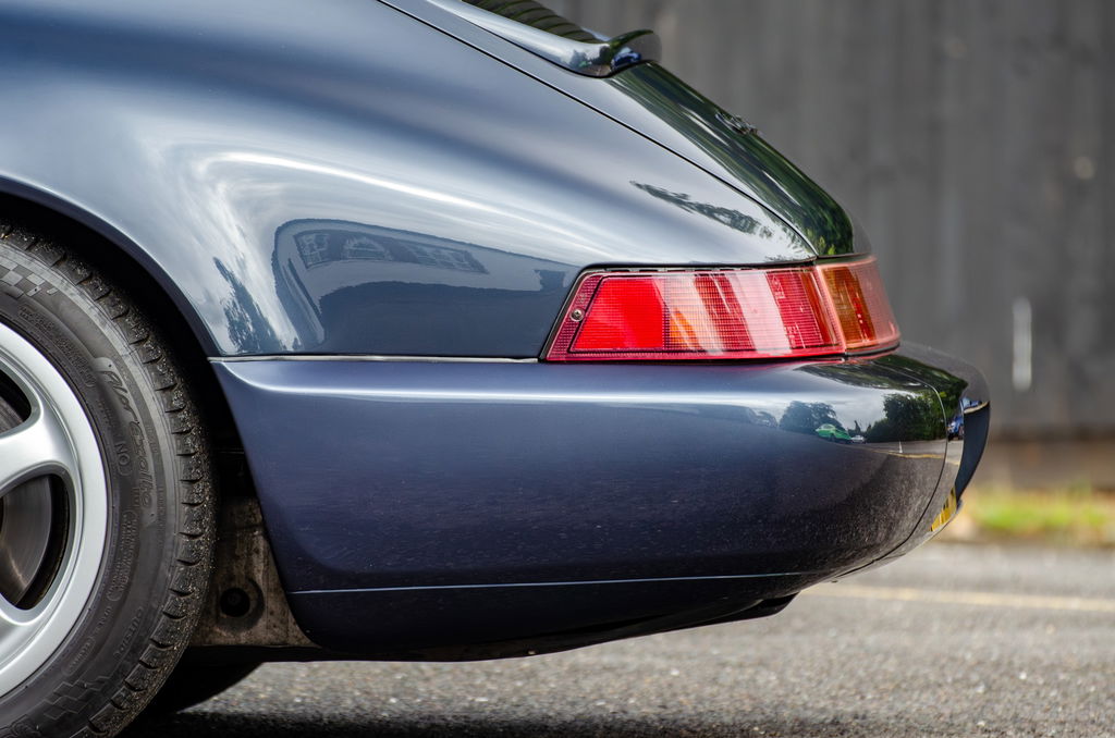 Porsche 964 Carrera 4