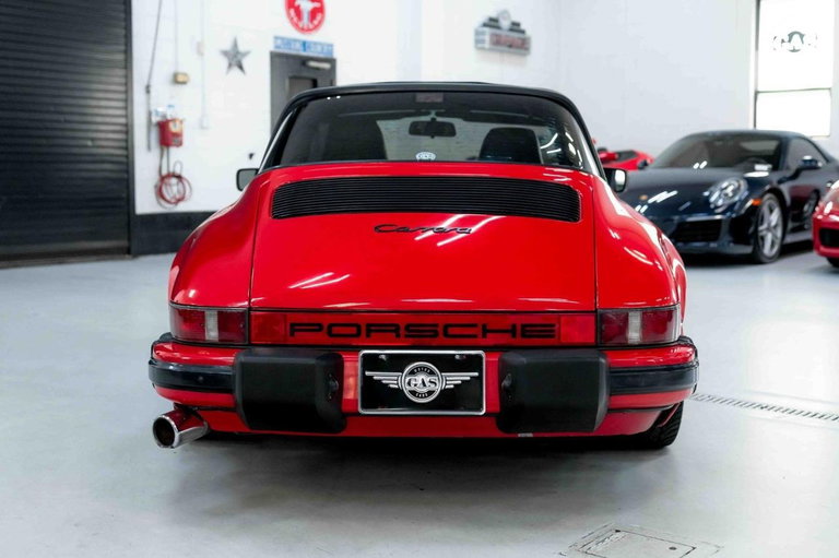 Porsche 911 Carrera 3.2 (US)