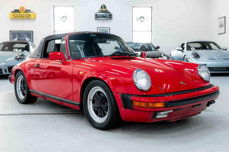 Porsche 911 Carrera 3.2 (US)