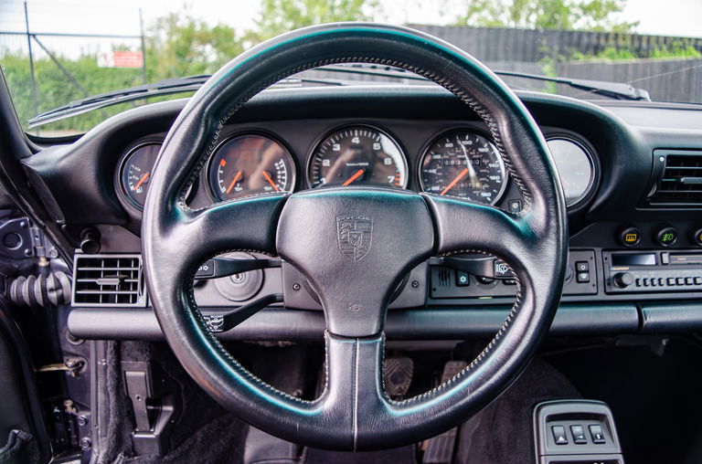 Porsche 964 Carrera 4