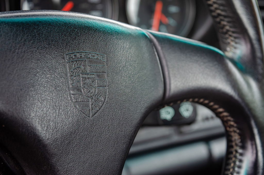 Porsche 964 Carrera 4