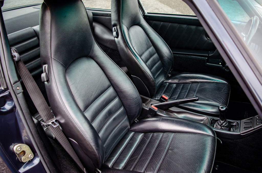 Porsche 964 Carrera 4