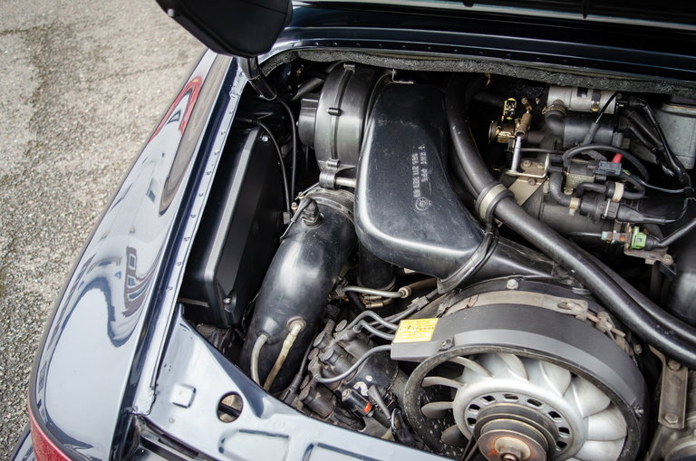 Porsche 964 Carrera 4