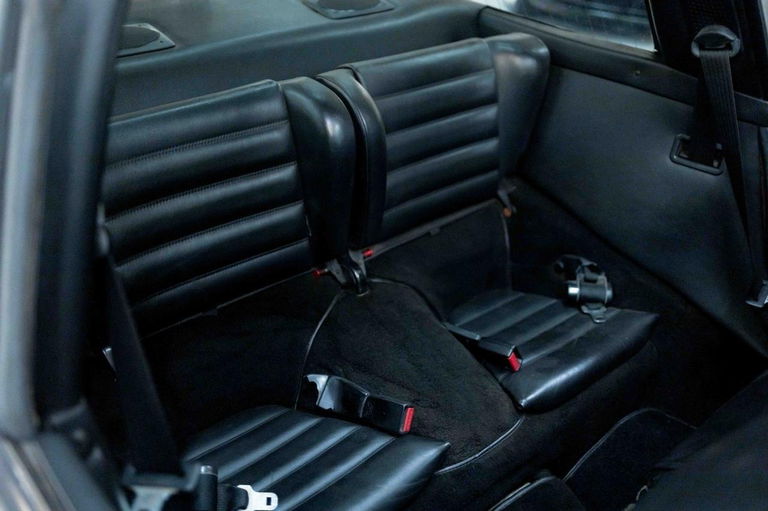 Porsche 911 Carrera 3.2 (US)