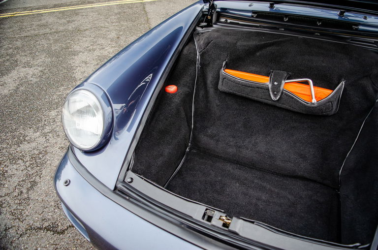 Porsche 964 Carrera 4