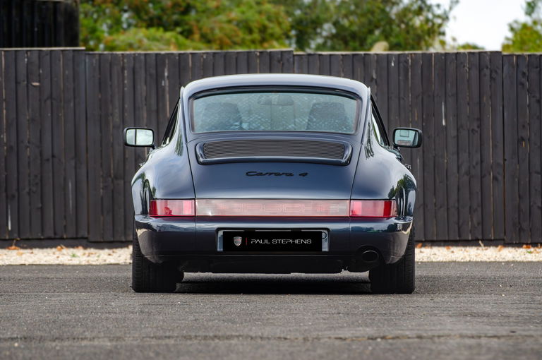 Porsche 964 Carrera 4