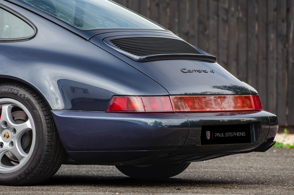 Porsche 964 Carrera 4