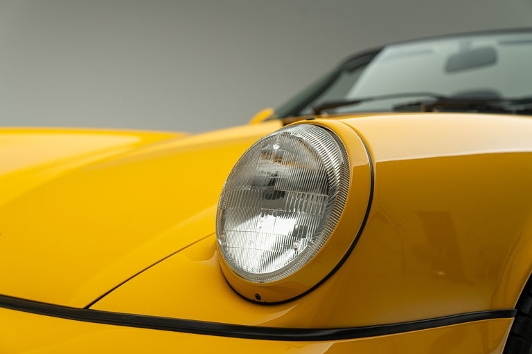 Porsche 964 Carrera 2 Speedster