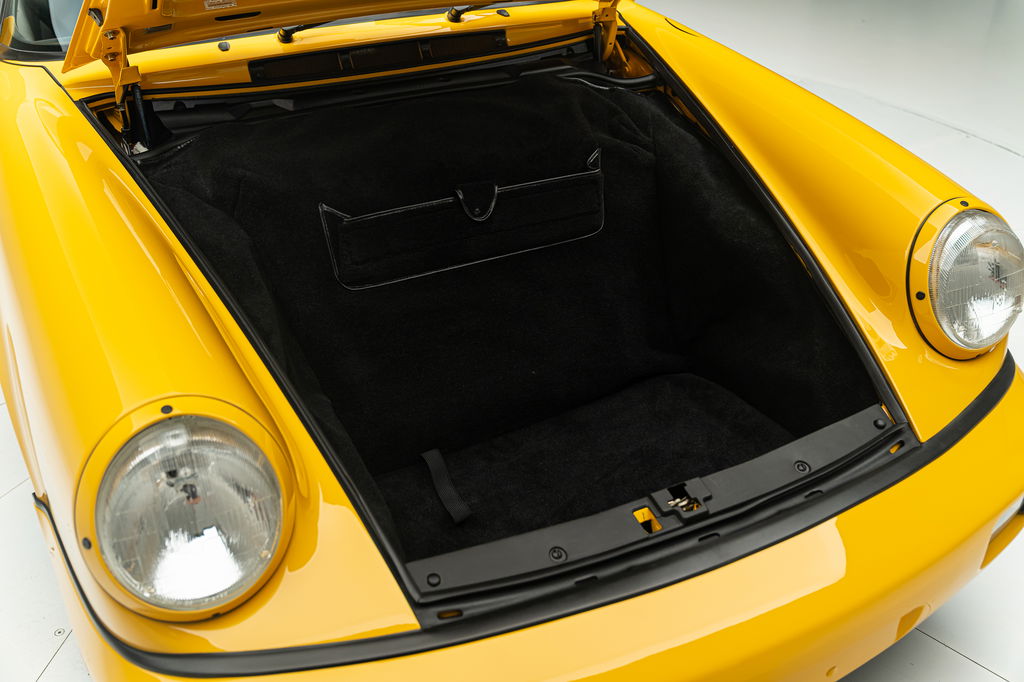 Porsche 964 Carrera 2 Speedster