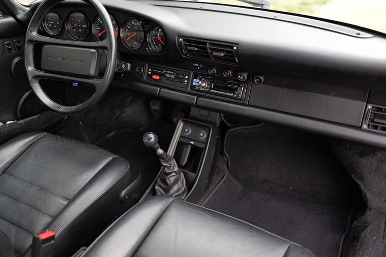 Porsche 911 Carrera 3.2