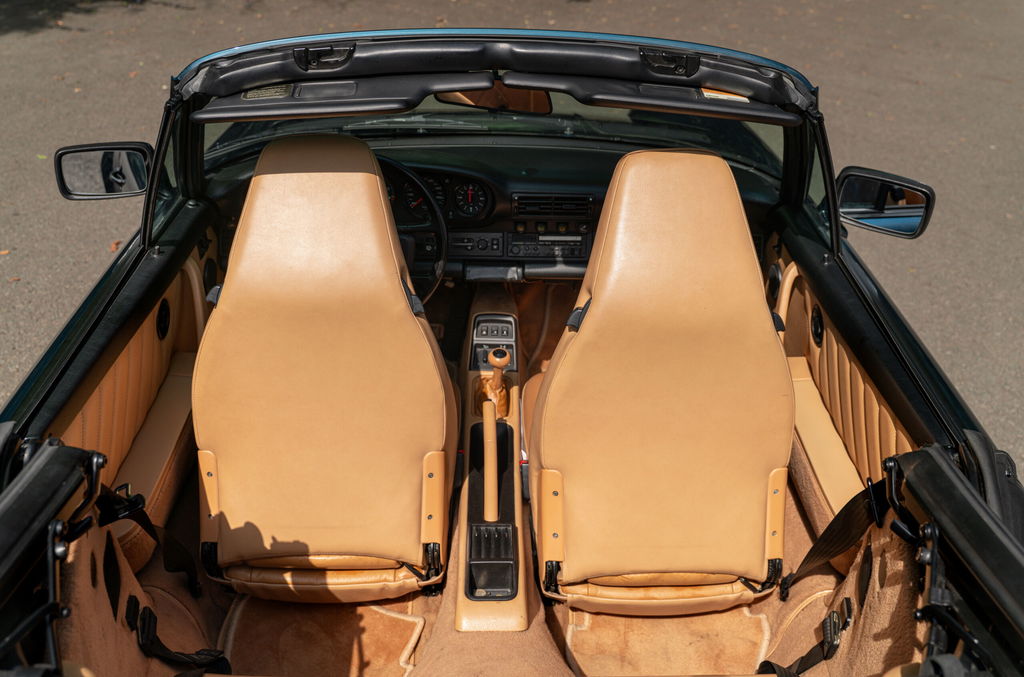 Porsche 964 Carrera 4