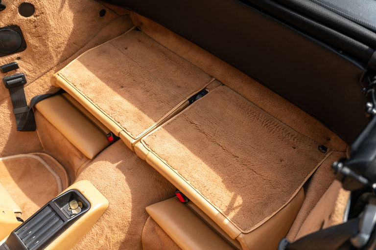 Porsche 964 Carrera 4