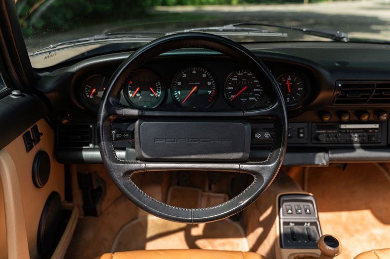 Porsche 964 Carrera 4