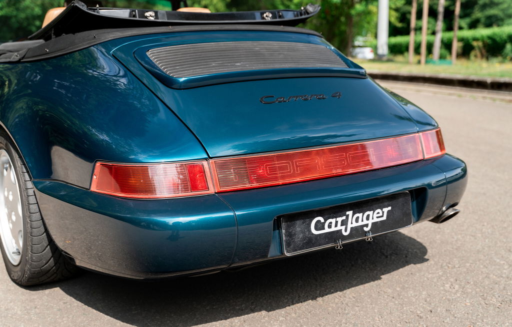Porsche 964 Carrera 4