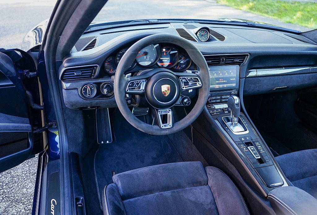 Porsche 991.2 Carrera 4 GTS