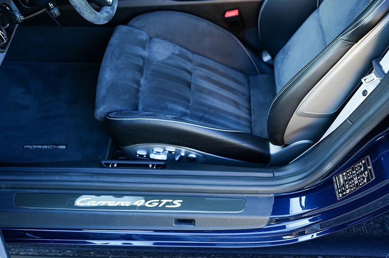 Porsche 991.2 Carrera 4 GTS