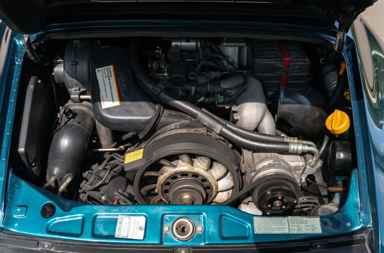 Porsche 964 Carrera 4