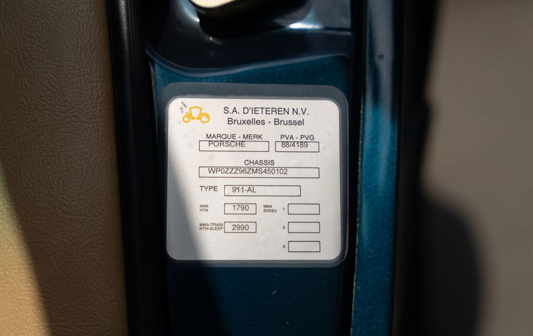 Porsche 964 Carrera 4