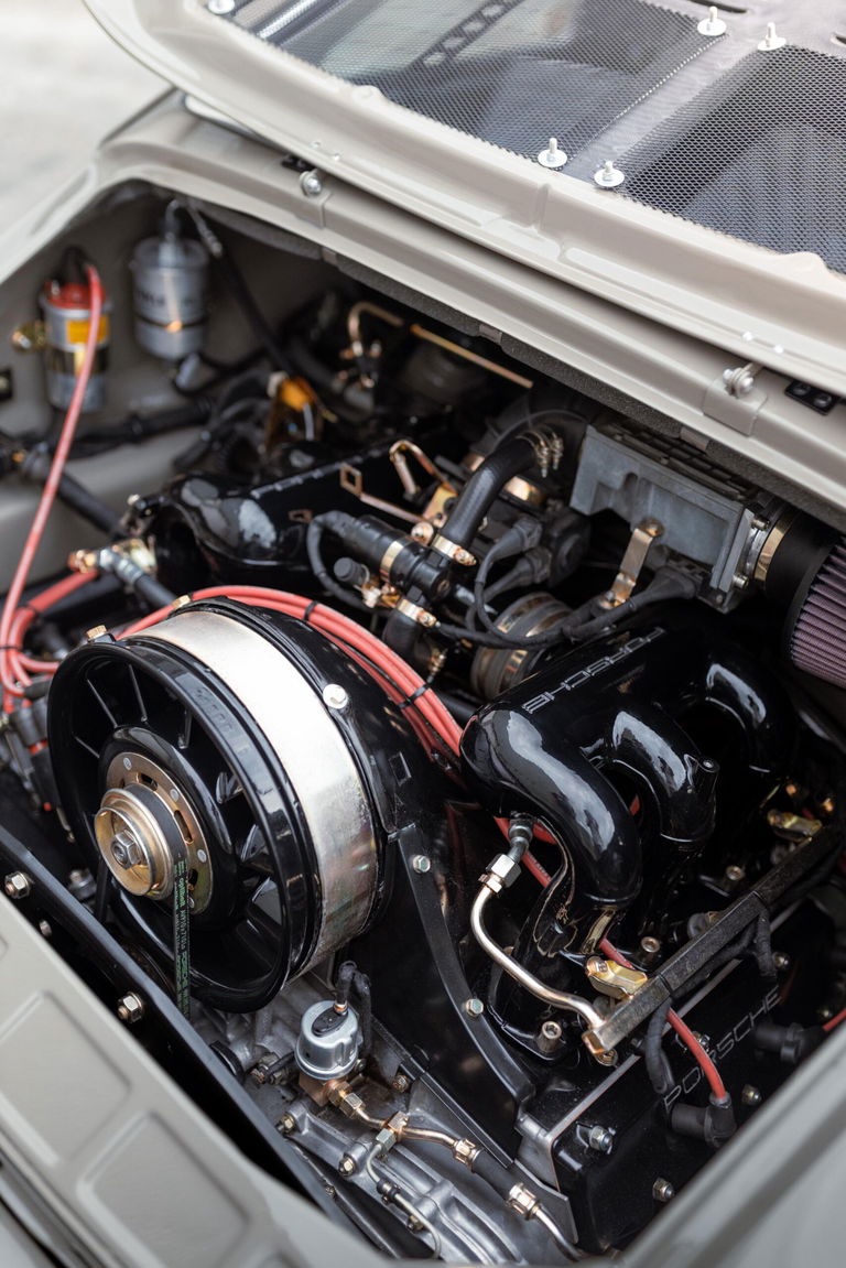 Porsche 911 Backdate