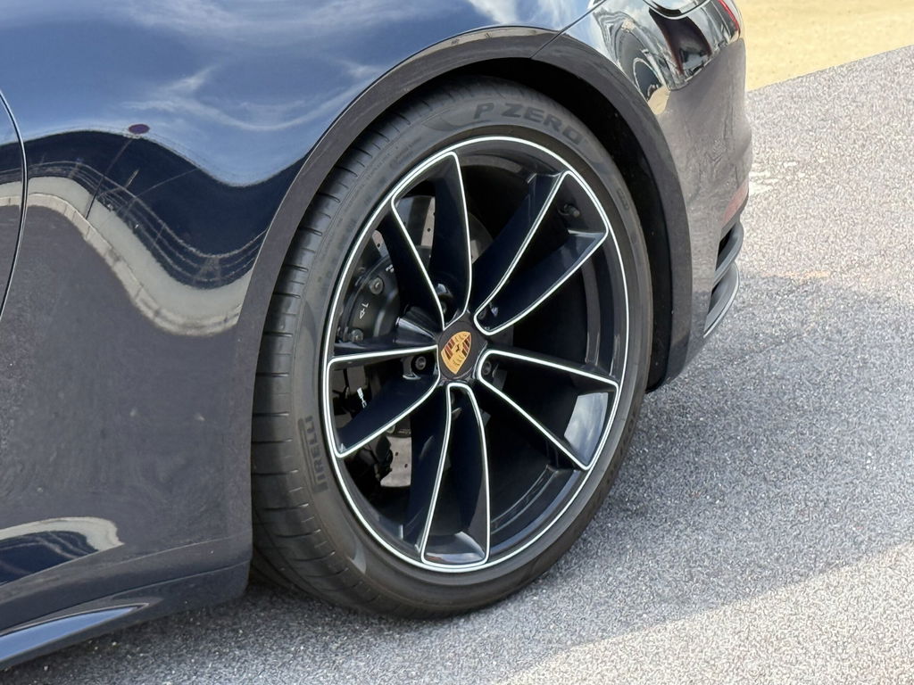 Porsche 992 Belgian Legend Edition