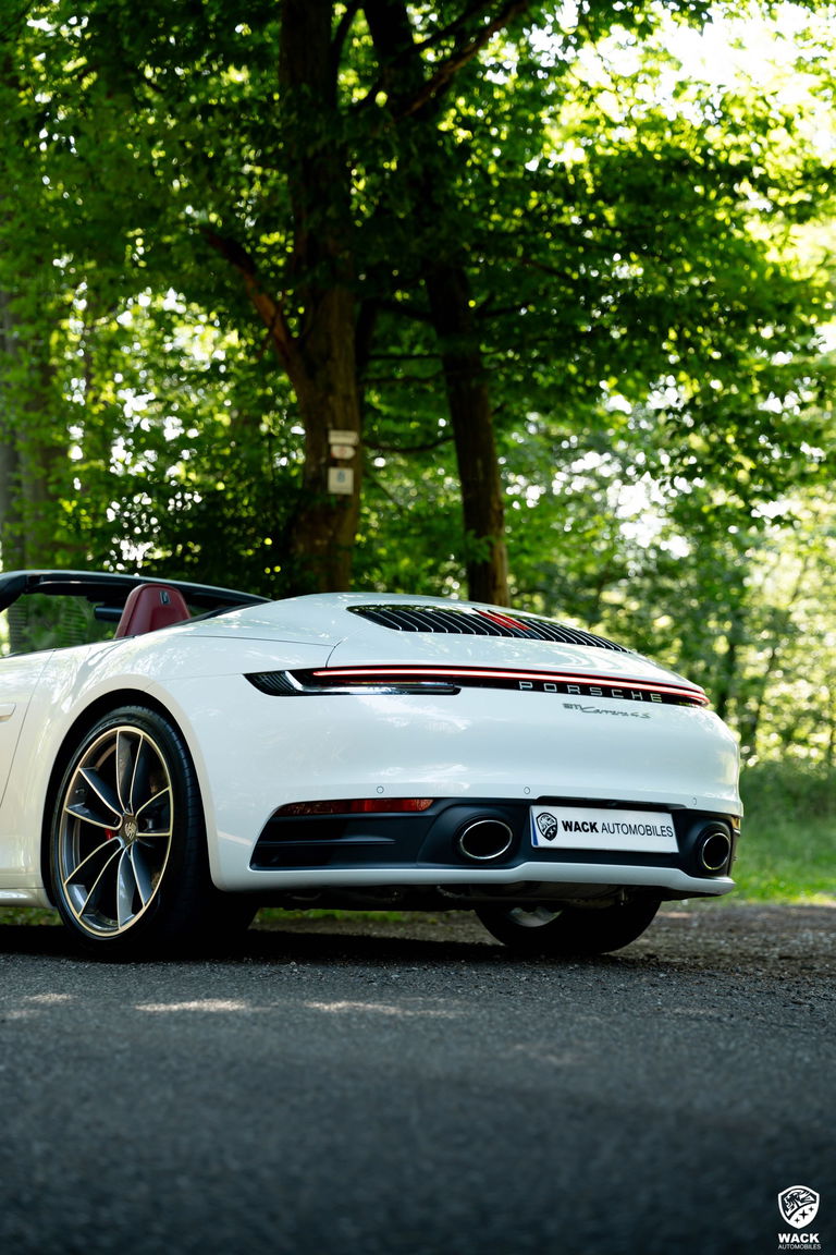 Porsche 992 Carrera 4S