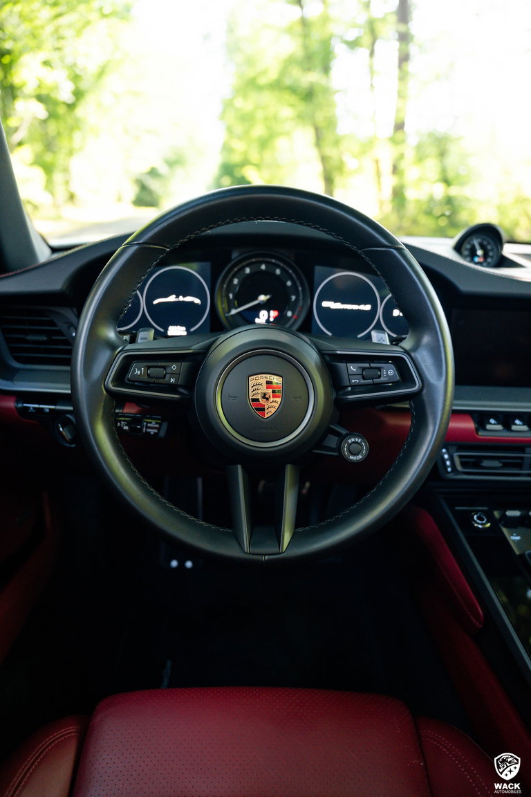 Porsche 992 Carrera 4S