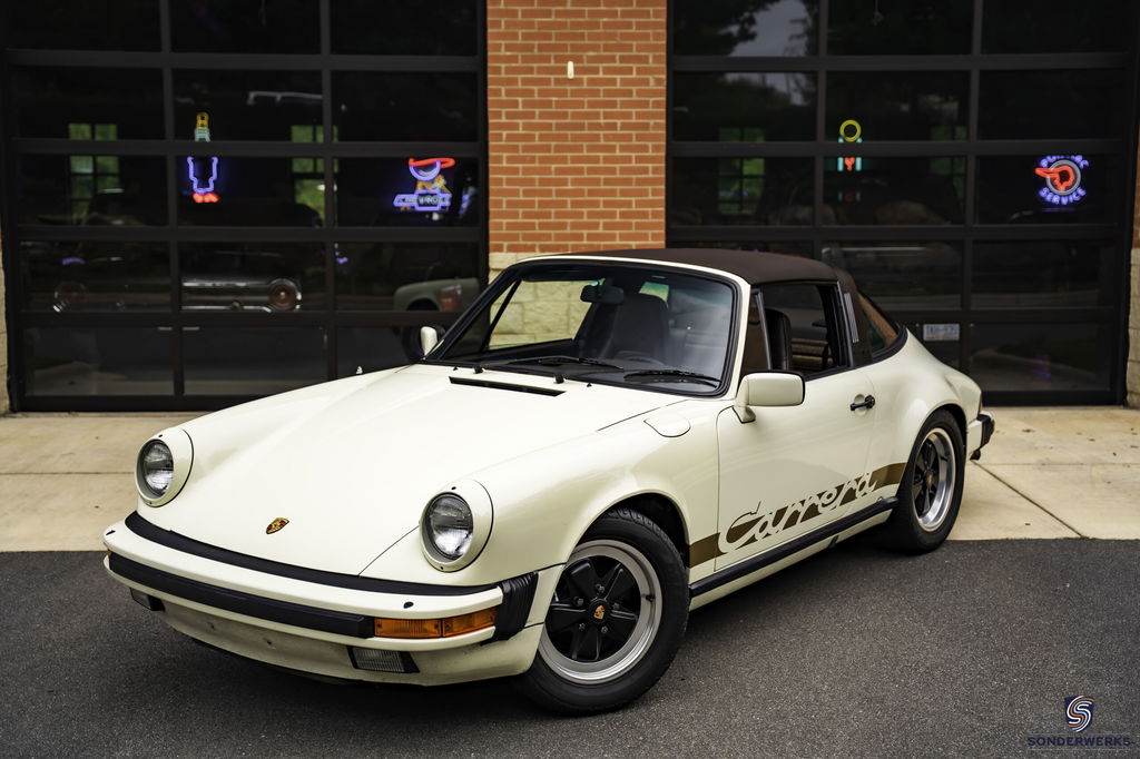 Porsche 911 Carrera 3.2