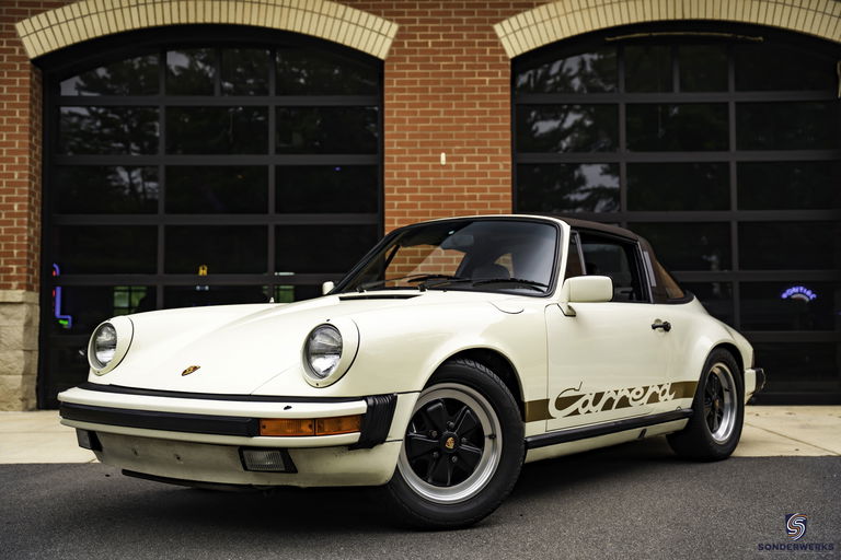 Porsche 911 Carrera 3.2