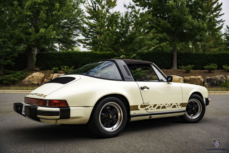 Porsche 911 Carrera 3.2