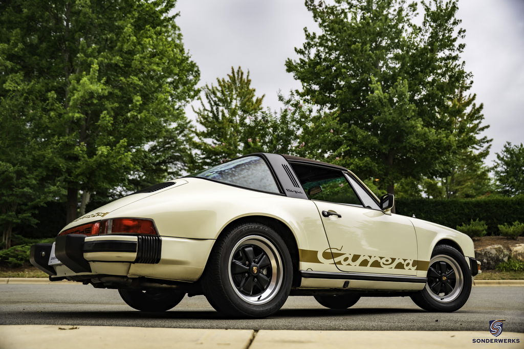 Porsche 911 Carrera 3.2