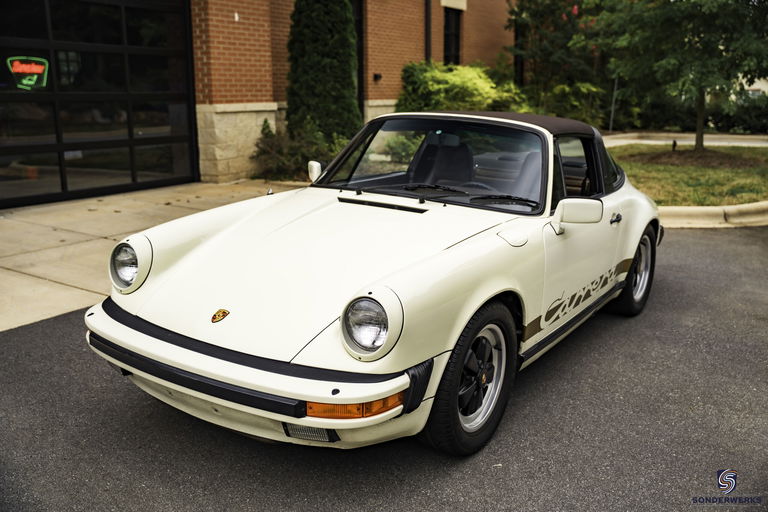 Porsche 911 Carrera 3.2