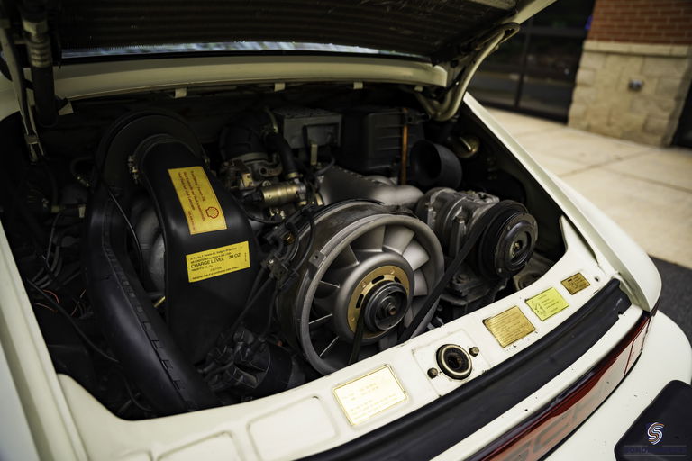 Porsche 911 Carrera 3.2