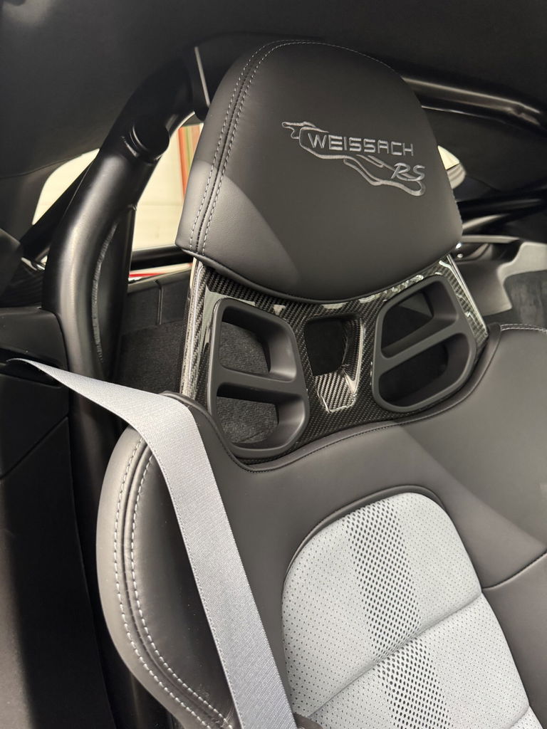 Porsche 718 Cayman GT4 RS