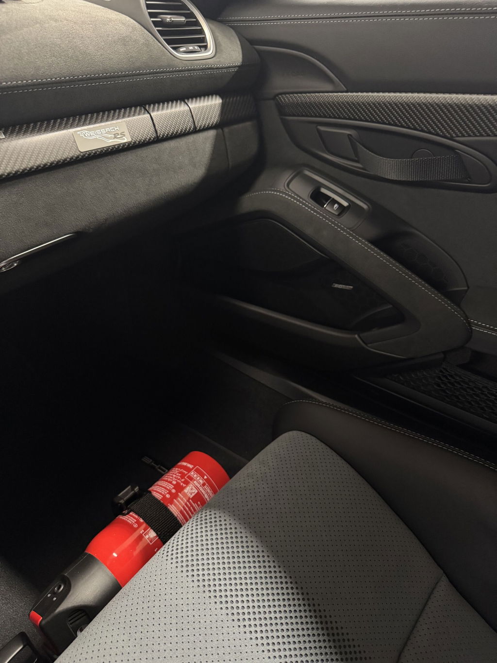 Porsche 718 Cayman GT4 RS