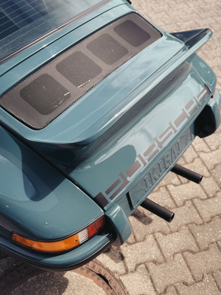 Porsche 911 Backdate